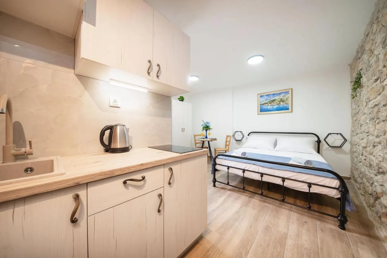 Apartments Jerolim Split 0*,